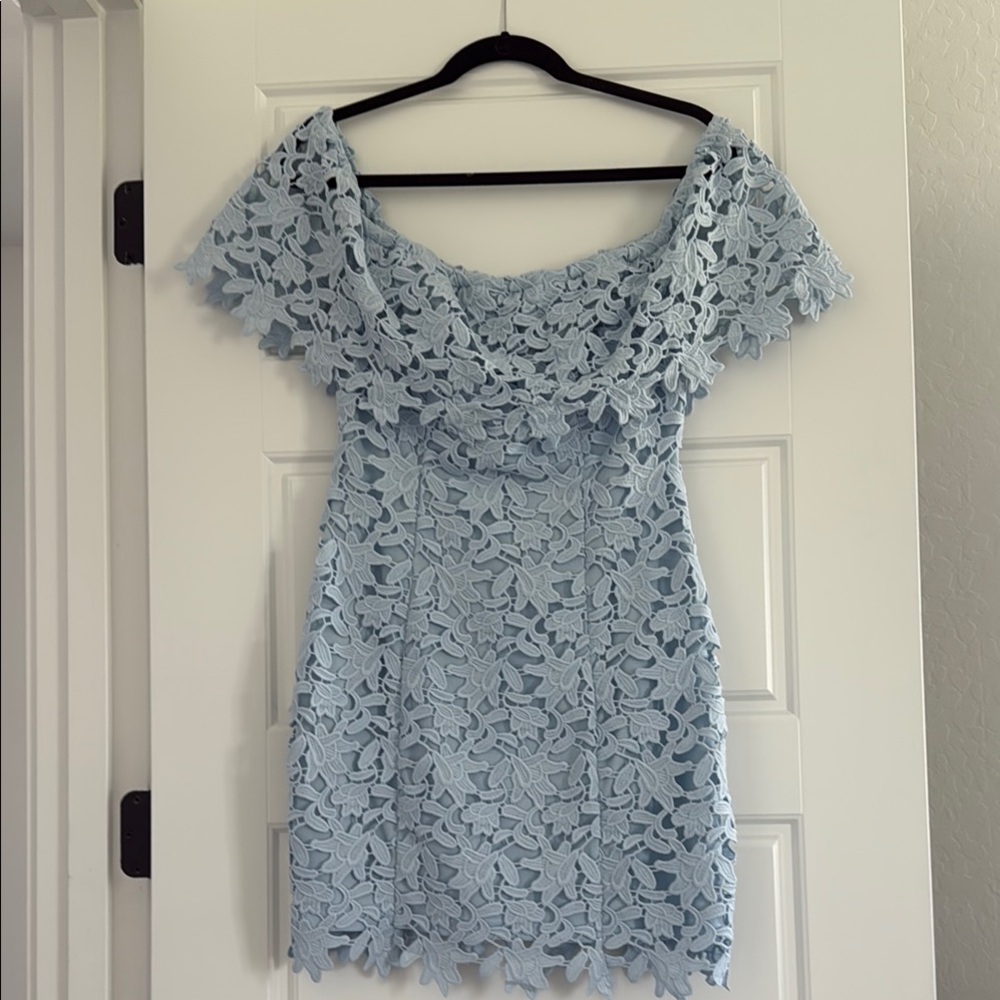 Elegant Lace Off-Shoulder Dress - Light Blue